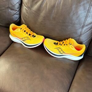 Saucony Men's S20687-16 Endorphin
Pro 2 Running Sneaker Shoes